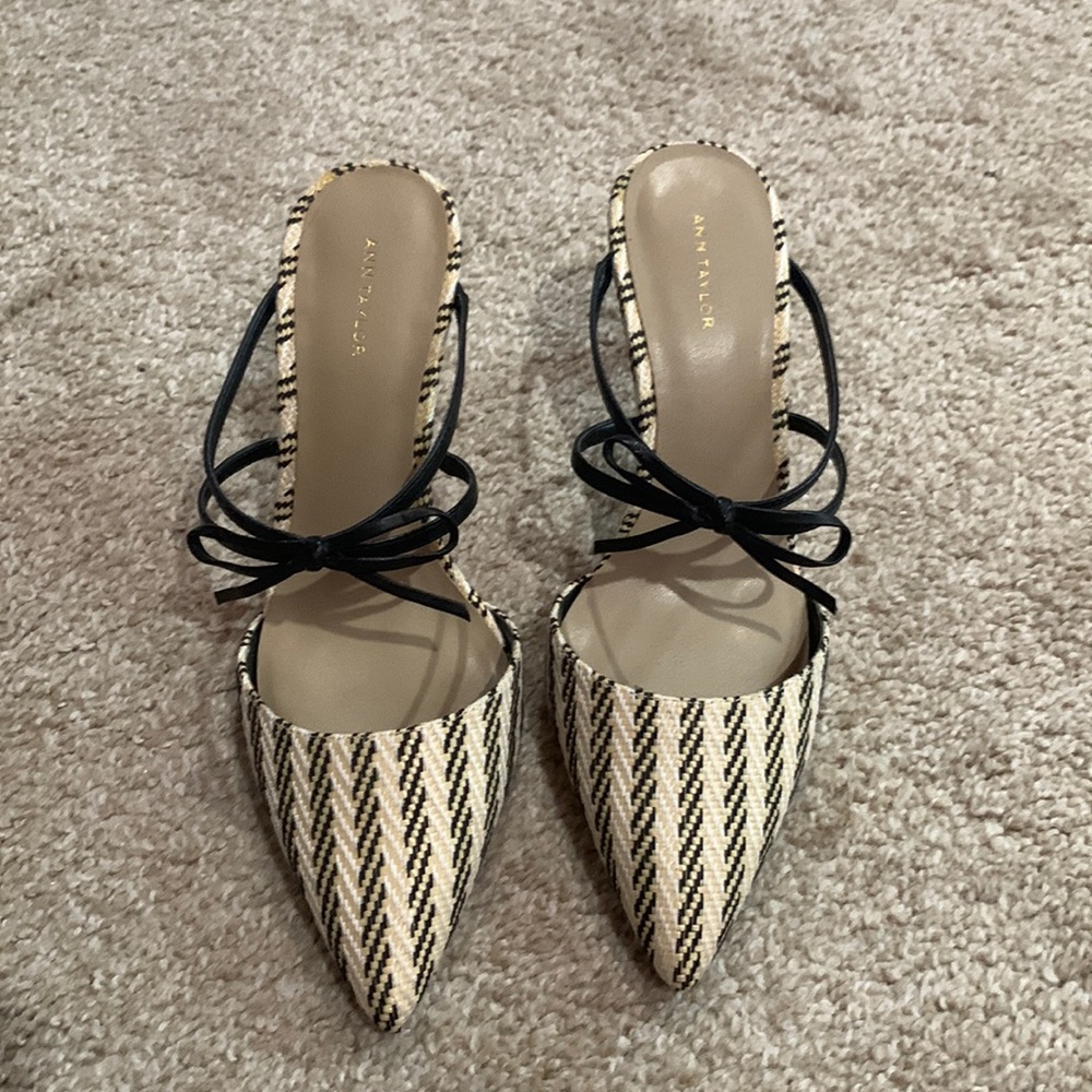 Ann Taylor heels